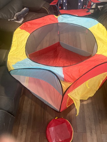 Colorful kids pop - pop-up, tent