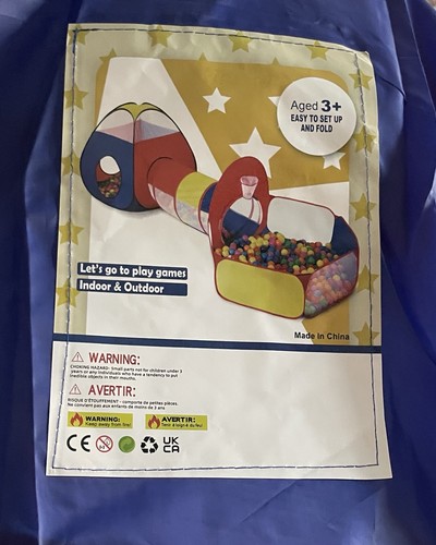 Kids play tent for - in,